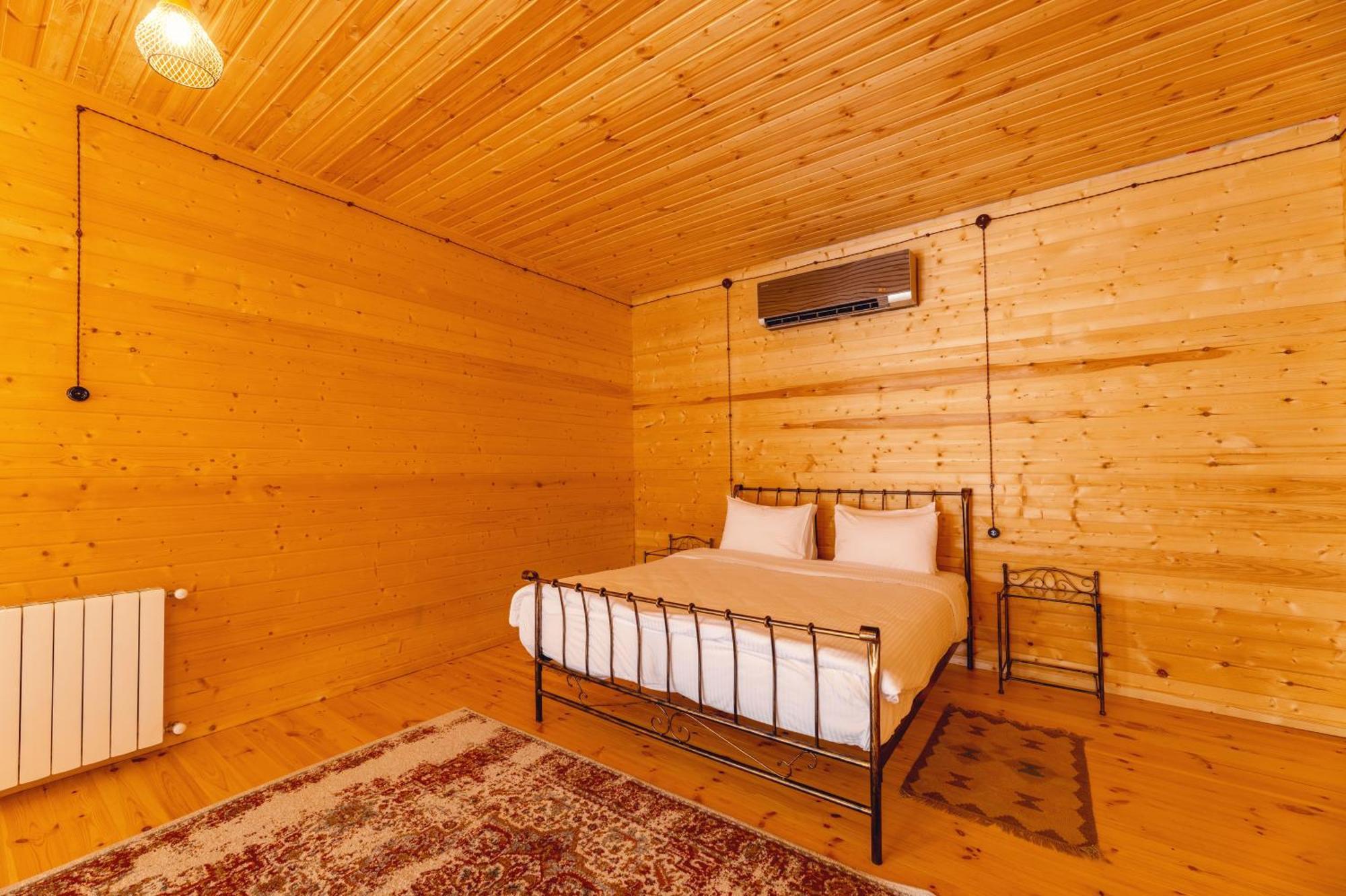 Hotel Chateau Kvirike Boboqvati ภายนอก รูปภาพ