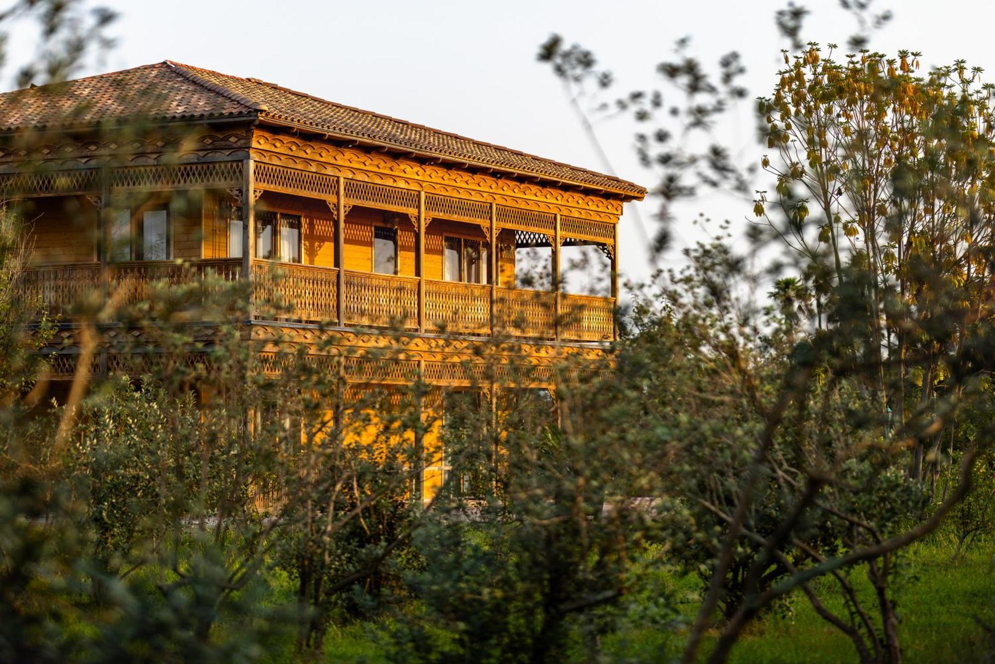 Hotel Chateau Kvirike Boboqvati ภายนอก รูปภาพ