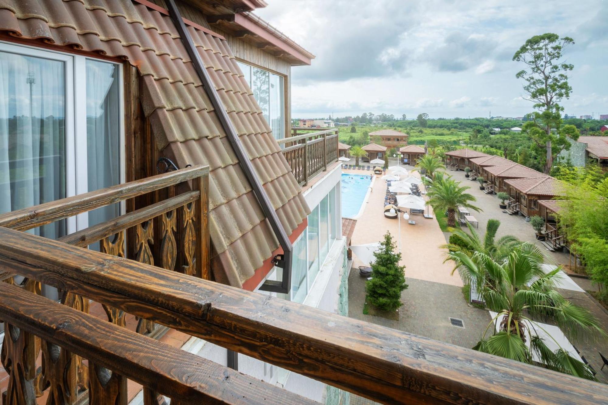 Hotel Chateau Kvirike Boboqvati ภายนอก รูปภาพ